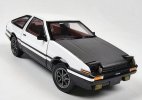 White / Black 1:32 Scale Diecast Toyota Sprinter Trueno AE86 Toy