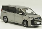 1:30 Scale Black / Silver / White Diecast Toyota Noah MPV Model