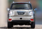 Silver / White 1:64 Scale Diecast Nissan Patrol Y62 Model