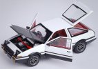 White / Black 1:32 Scale Diecast Toyota Sprinter Trueno AE86 Toy