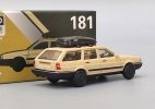 1:64 Scale Green / Yellow Diecast VW Santana Wagon Model