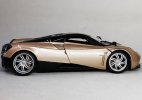 Welly 1:24 Scale Diecast Pagani Huayra Car Model