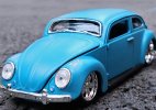 1:24 Scale Blue Maisto Diecast 1967 VW Beetle Model