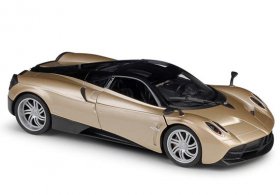 Welly 1:24 Scale Diecast Pagani Huayra Car Model