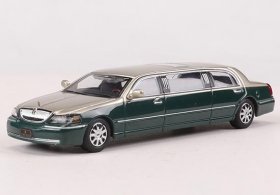 1:64 Scale Silver-Green Diecast Lincoln Town Car Limousine Model