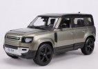 1:25 Scale Bburago Diecast 2022 Land Rover Defender 110 Model