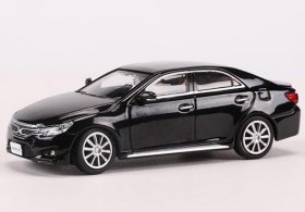 Black / Silver 1:64 Scale Diecast Toyota Mark X GRX133 Model