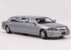 1:64 Scale Diecast Lincoln Town Car Limousine Model