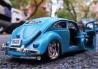 1:24 Scale Blue Maisto Diecast 1967 VW Beetle Model