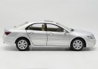 Silver 1:18 Scale Diecast 2008 Acura RL Car Model