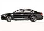 1:64 Scale Black / White Diecast 2019 VW Passat B8 Toy