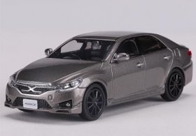 Gray 1:64 Scale Diecast Toyota Mark X GRX133 Model