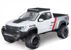 1:27 Diecast 2017 Chevrolet Colorado ZR2 Pickup Truck Model