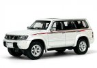 1:64 Scale Silver Diecast 1998 Nissan Patrol Y61 SUV Model