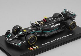 Black 1:43 Bburago NO.44 Diecast Mercedes-AMG F1 W14 Model