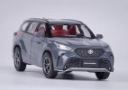 1:64 Scale Black / Gray Diecast Toyota Highlander XSE Toy