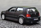 Black / Red 1:24 Scale Maisto Diecast VW Golf R32 Model