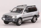 1:64 Scale Green /Silver Diecast Toyota Land Cruiser LC100 Model