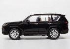 White / Black / Army Green 1:32 Scale Diecast Lexus LX600 Toy