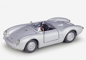 Silver 1:24 Scale Welly Diecast Porsche 550 Spyder Model