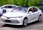 1:34 Kids Black / White Red / Blue Diecast 2018 Toyota Camry Toy